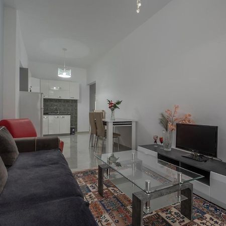 Kosmos Service Apartment City Center 3 With Additional Cost Parking Thessaloniki Exterior foto